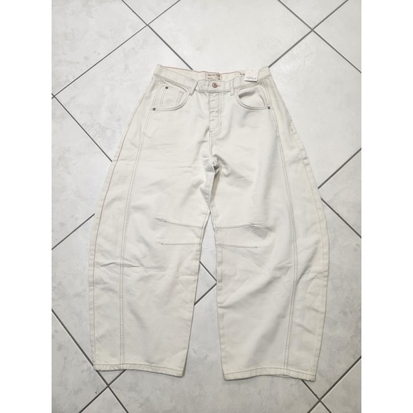 Free People We The Free Good Luck Mid-Rise Barrel Jeans - Size: 28 White New - Picture 3 of 10